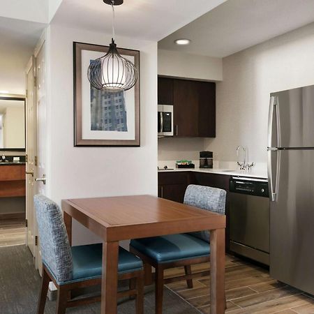 Homewood Suites By Hilton Kansas City Airport Екстериор снимка